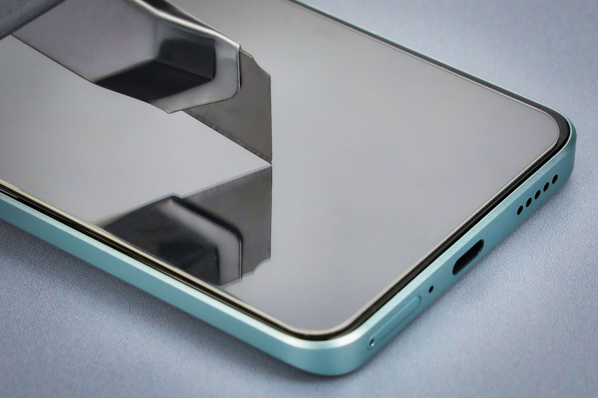 Zdjęcie przedstawiające wytrzymałość szkła Bizon Glass Clear