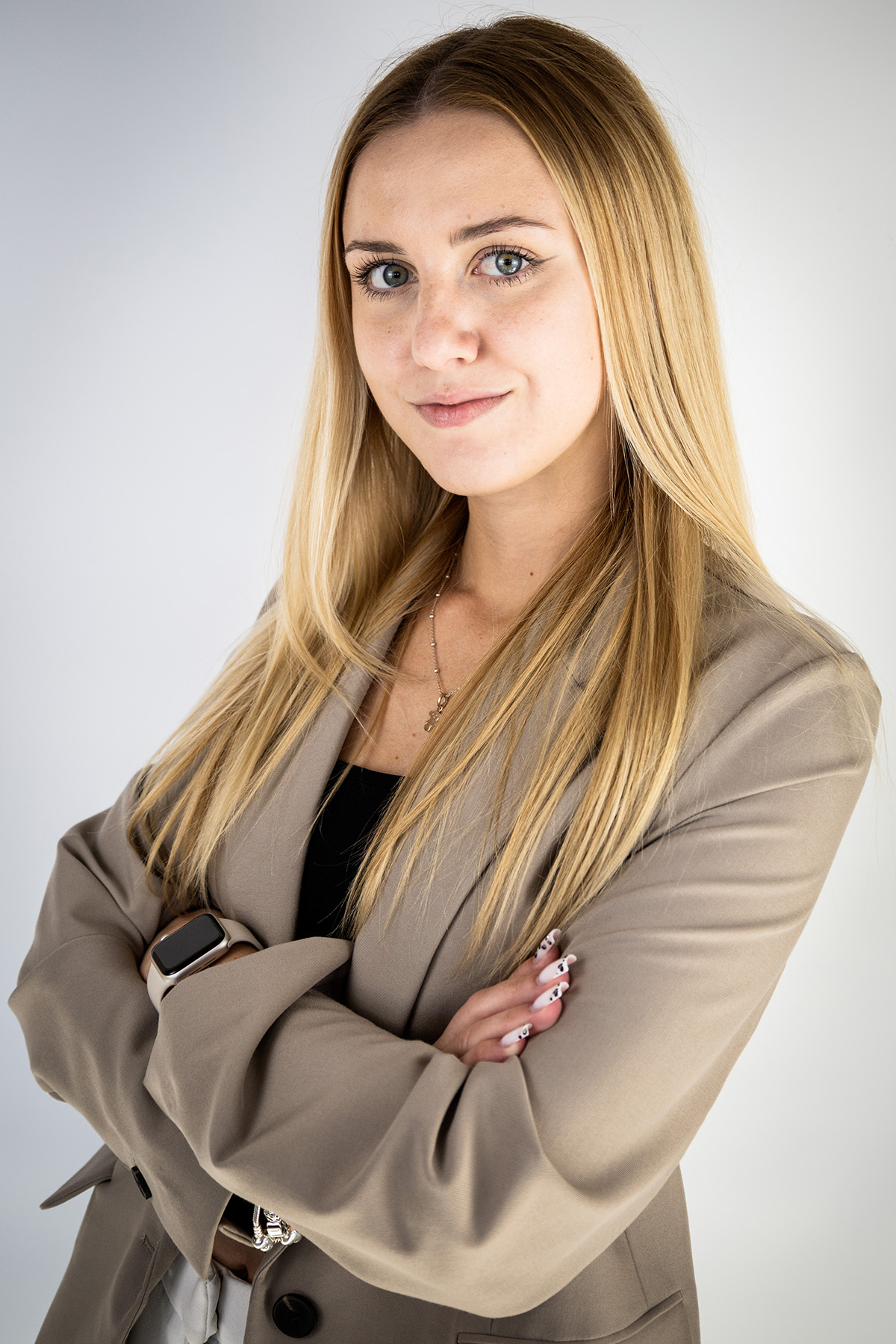 Oliwia Kaczmarek, Sales account manager