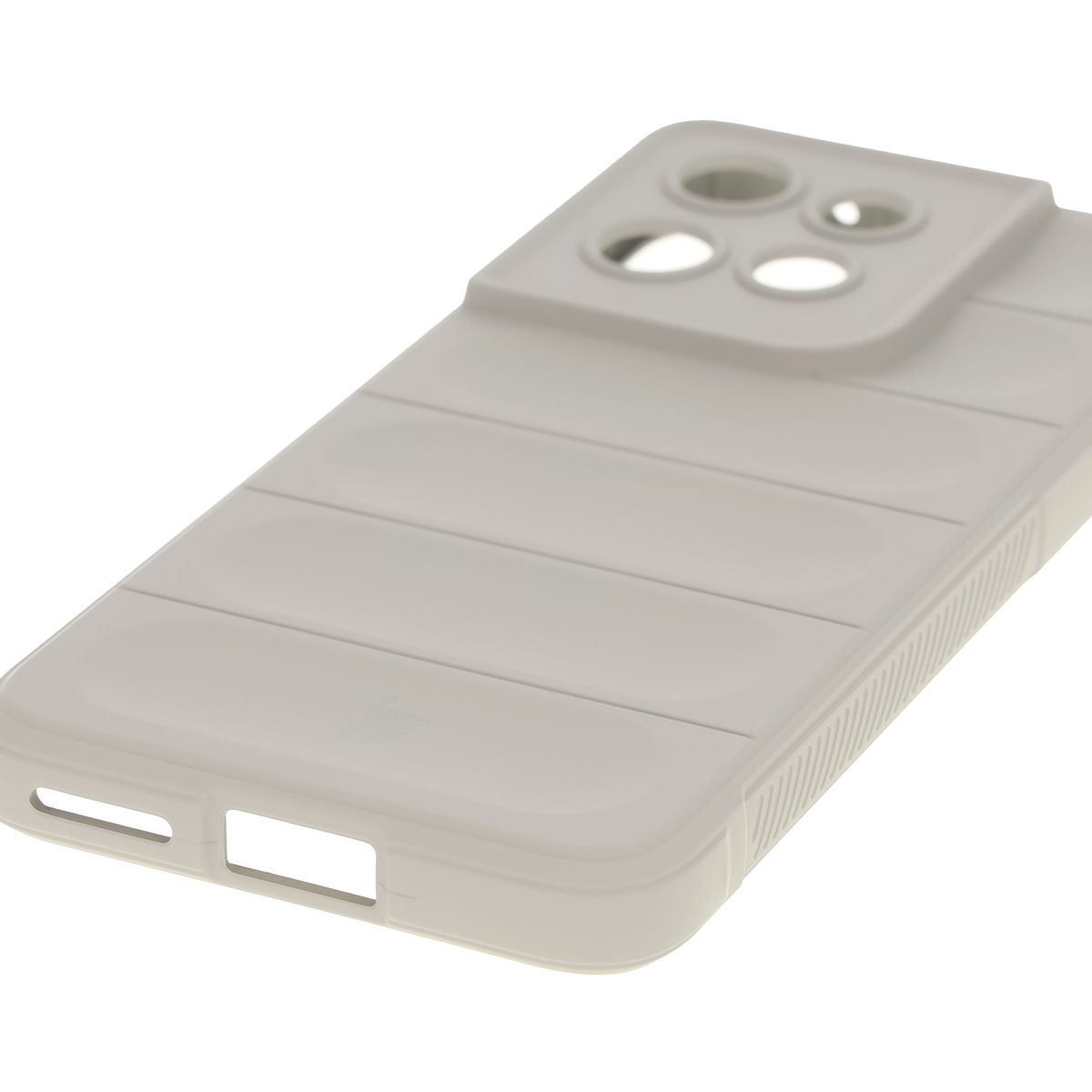 Precise cutouts and compatibility with wireless charging in Bizon Case Tur