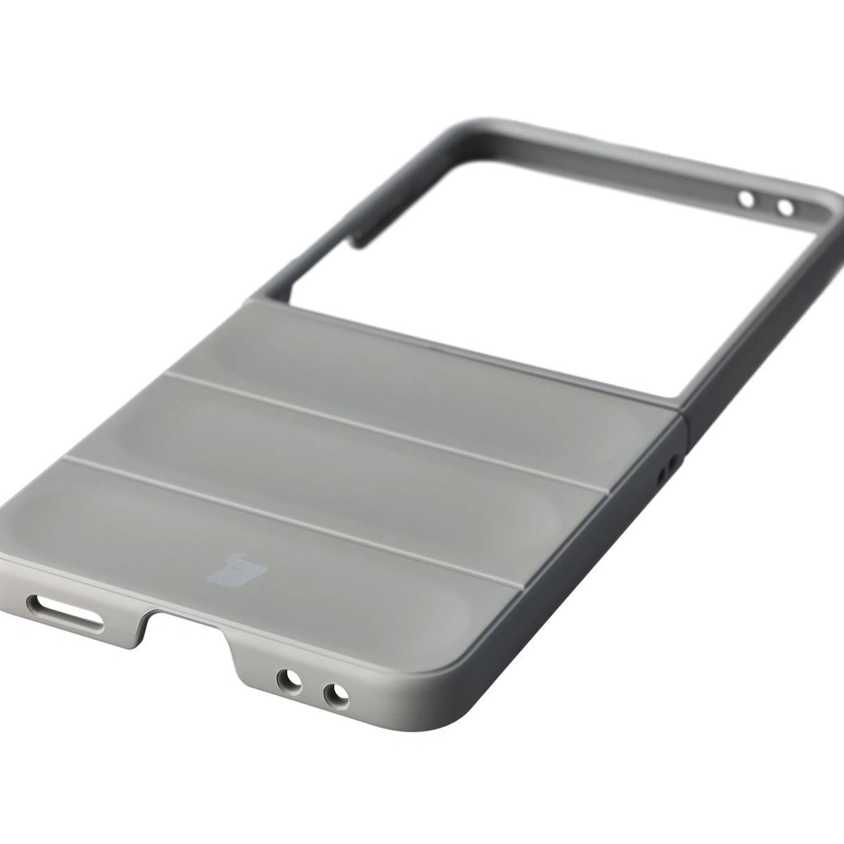 Precyzyjne wycięcia i kompatybilność z ładowaniem indukcyjnym w etui Bizon Case Tur do Galaxy Z Flip7