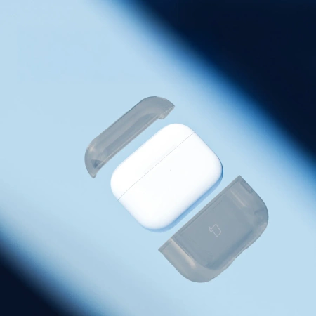 Elastyczne etui z karabińczykiem Bizon Case Headphone Clear do AirPods Pro 3, przeźroczysto-czarne