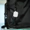 Silikonowe etui z karabińczykiem Bizon Case Headphone Silicone do AirPods Pro 2, białe