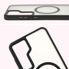 Etui z pierścieniem magnetycznym Bizon Case MatteO do Galaxy S24 Plus, półprzezroczyste z czarną ramką